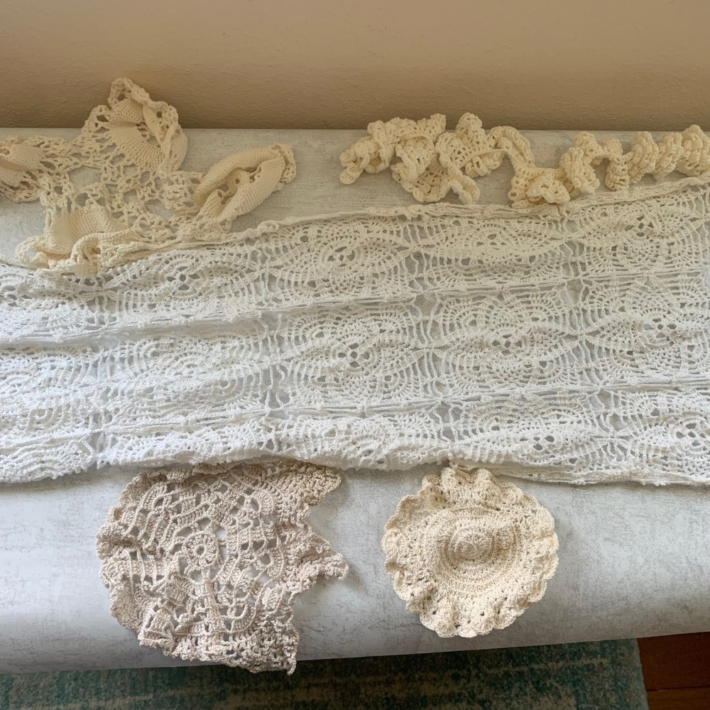Vintage Handmade Crochet‎ 5 Lot Table Runner Doilies Handmade